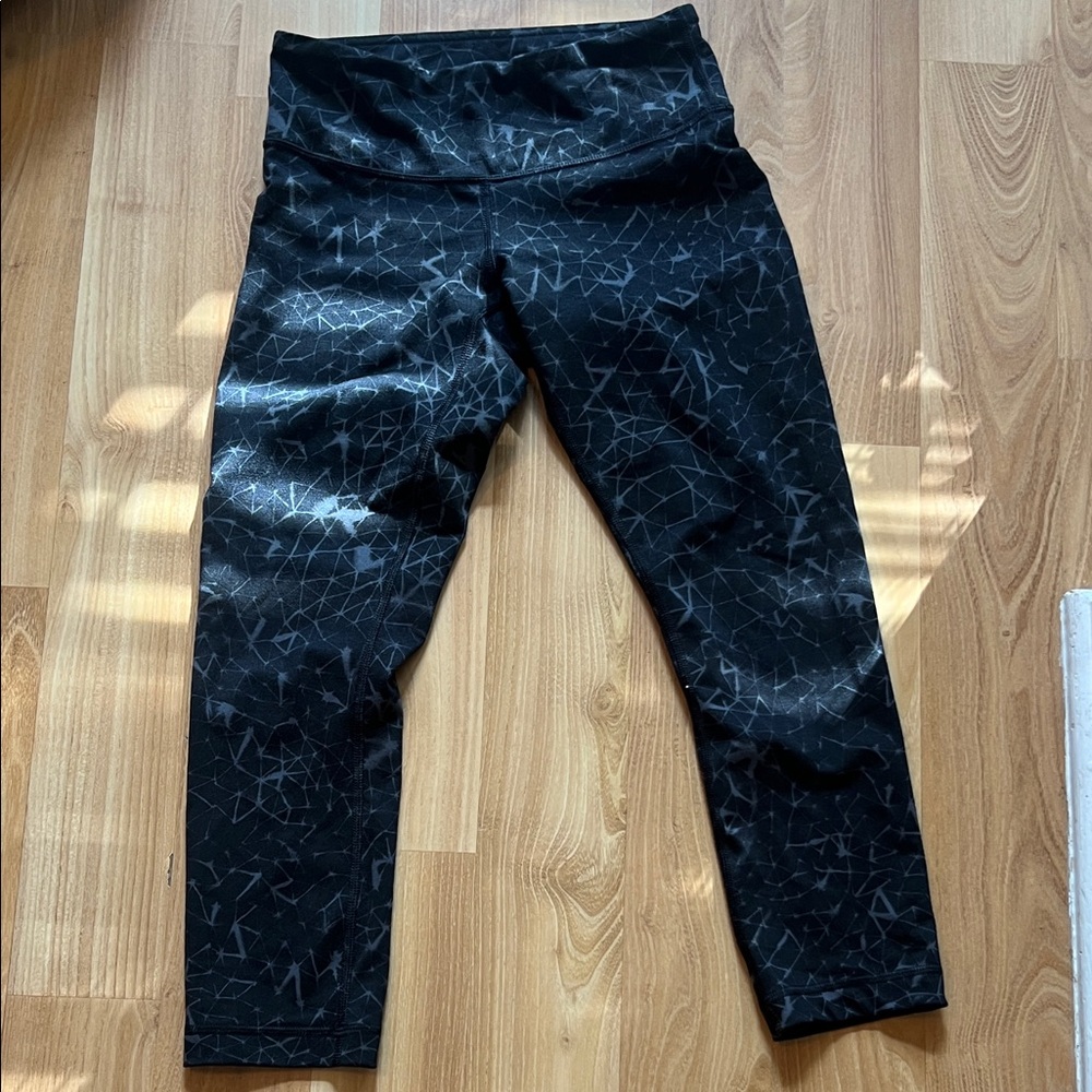 Lululemon Black Athletic Leggings Size 4